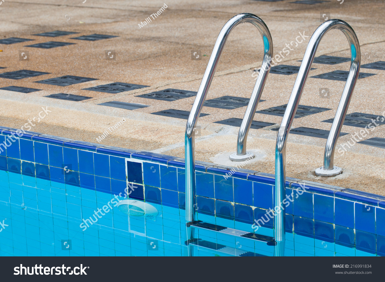 Murovaný alebo oceľový bazén s fóliou: ktorý typ je pre vás vhodnejší?